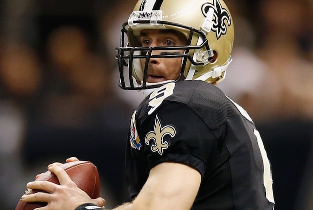 Brees Extends Completion Streak to 50 Games