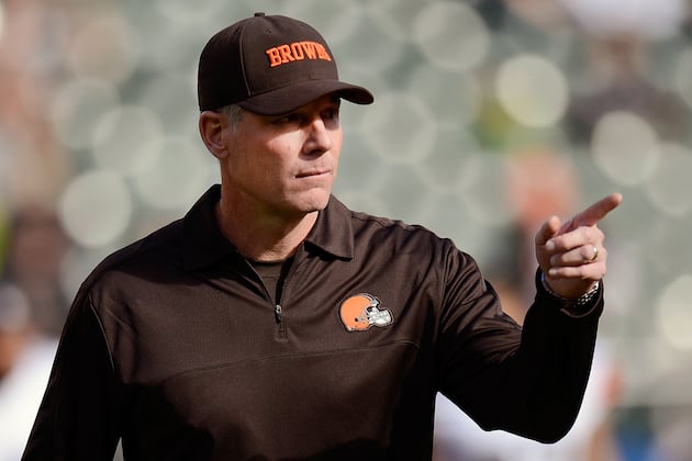 Shurmur Talks with Trent Richardson About His Criticism of Game Plan