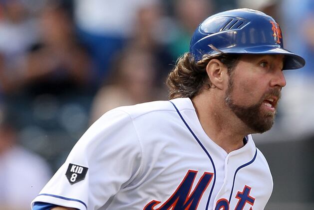 R.A. Dickey Thanks Mets Fans on Twitter