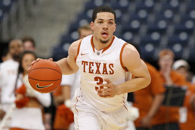Felix Scores Career High as Men's Basketball Tops Texas State