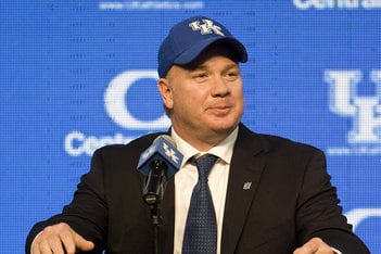 Brown Can Install New Offense in First 3 Days of Spring Practice