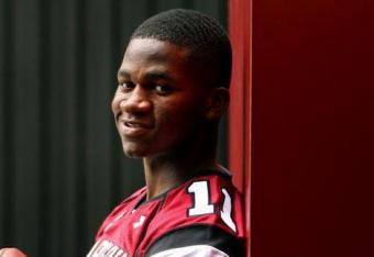 Com_121216_nfl_succopmckinleymurdocksot_crop_north