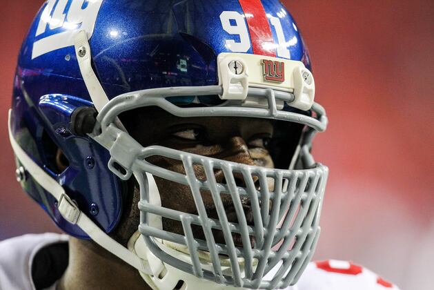 Tuck Unsure If He'll Play; Says It's Time for the Defensive Line to Step Up
