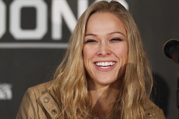 Loretta Hunt Selects Her Favorite MMA Stories of 2012