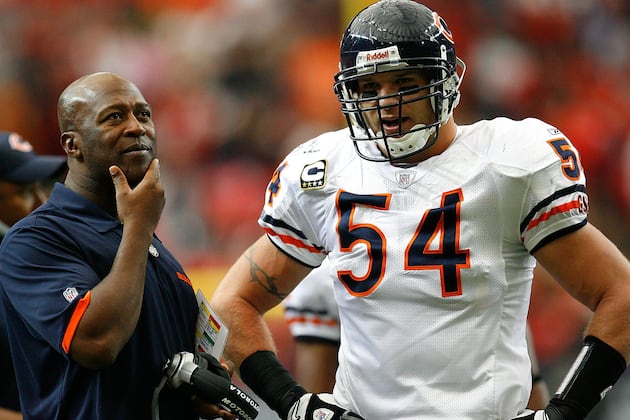 Lovie Backs Urlacher: He Cares About Fans