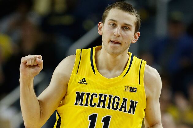 Michigan Puts 5 Players in Double Figures, Clobbers Eastern Michigan, 93-54