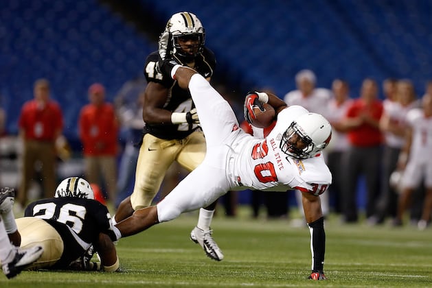 Sloppy End to First Half Costs Ball State Beef 'O' Brady's Bowl