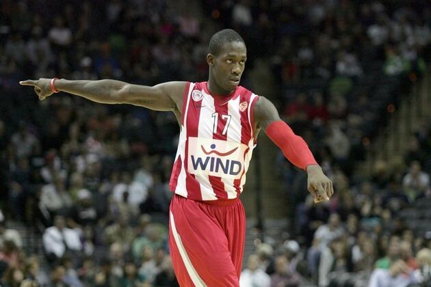 Patrick Beverley Expected to Sign with Rockets