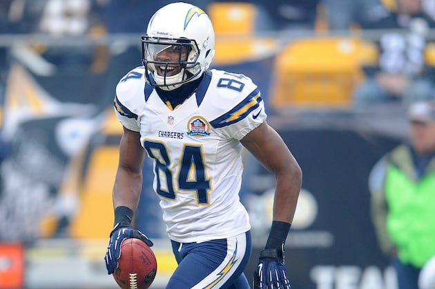 Chargers sack Jets' McElroy 11 times in victory
