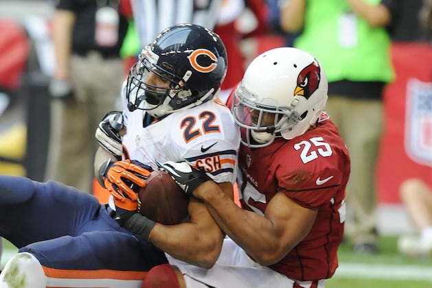 Bears RB Forte Injures Ankle Against Cardinals