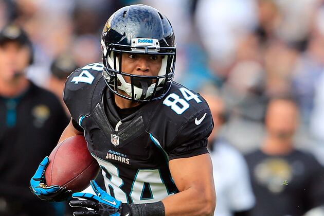 Jaguars Put Shorts, Jennings on IR
