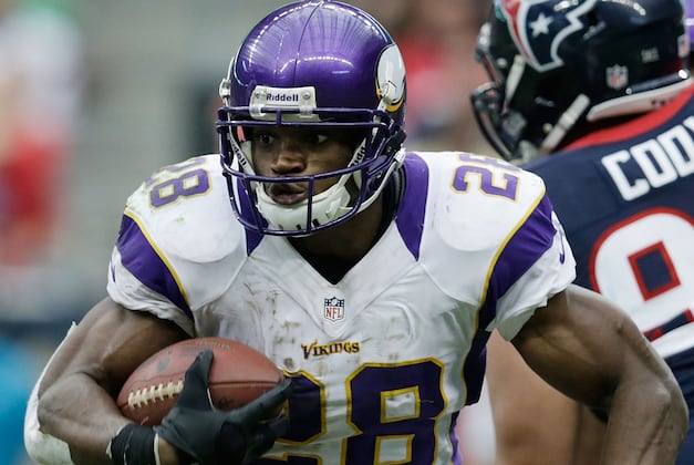 Vikings Vying for Playoffs Though Peterson Is Sore