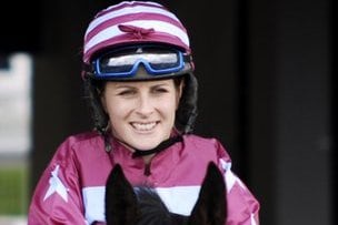 Jockey Back in Saddle After Fall
