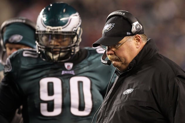 Eagles Re-Sign DT Antonio Dixon; Place QB Nick Foles on Injured Reserve