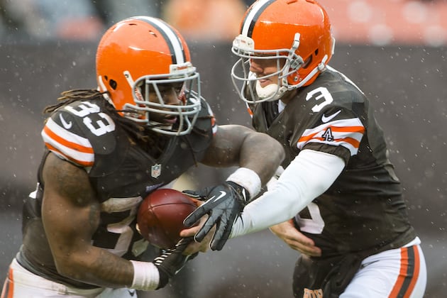 Browns' QBs Brandon Weeden and Colt McCoy Both Idle with Shoulders