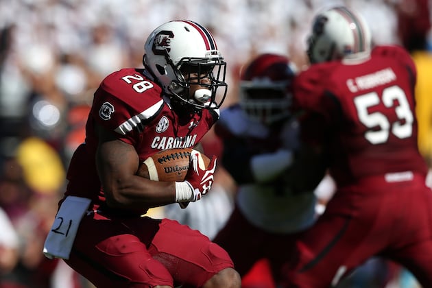 South Carolina True Freshman Running Back Mike Davis Learning as He Plays
