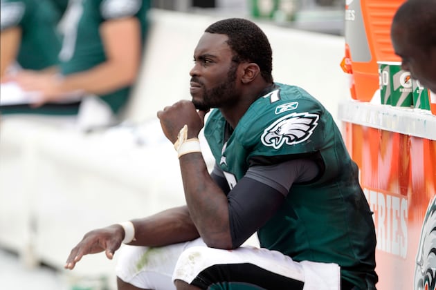 Michael Vick's Health History Makes Week 17 Start All Risk, No Reward