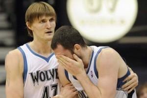 Minnesota Timberwolves: Kevin Love Looks for Healthier 2013