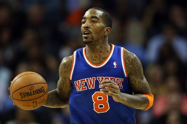 Knicks Beat Suns 99-97 for 21st NBA Win on Smith's Buzzer Basket