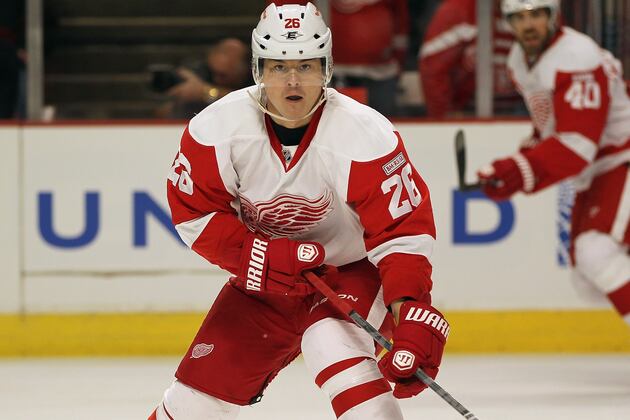 Report: Flames' Hudler Has Neck Sliced by Skate but Is Okay