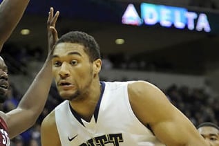 Pitt's Gilbert Decides to Transfer