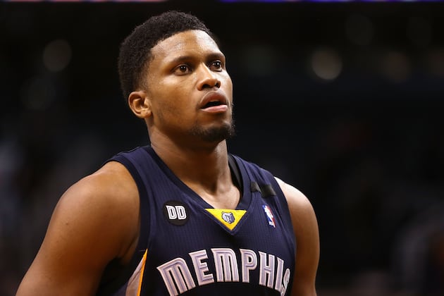 Rudy Gay Returns to Grizzlies After Missing Game Due to Travel Issues