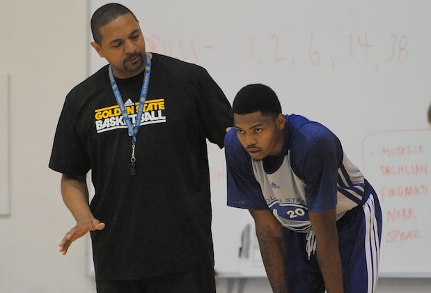 W's Recall Bazemore, Tyler from Santa Cruz