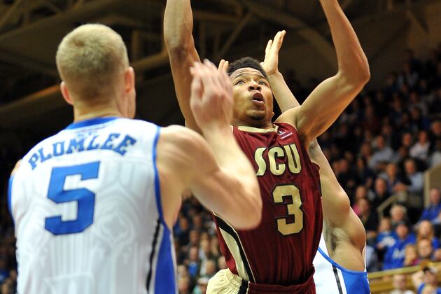 Curry, Plumlee Push Duke Past Santa Clara 90-77