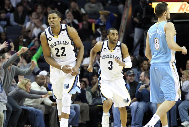 Grizzlies Surge in Fourth Quarter to Knock off Denver Nuggets 81-72