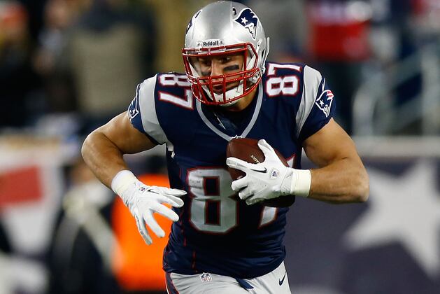 Rob Gronkowski: Week 17 Expectations for Patriots Superstar Tight End