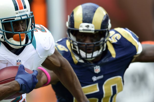 LB Rocky McIntosh Being Evaluated for Concussion