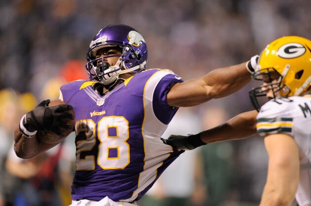 How the Vikings' Playoff Run Cost Peterson the Single-Season Rushing Record