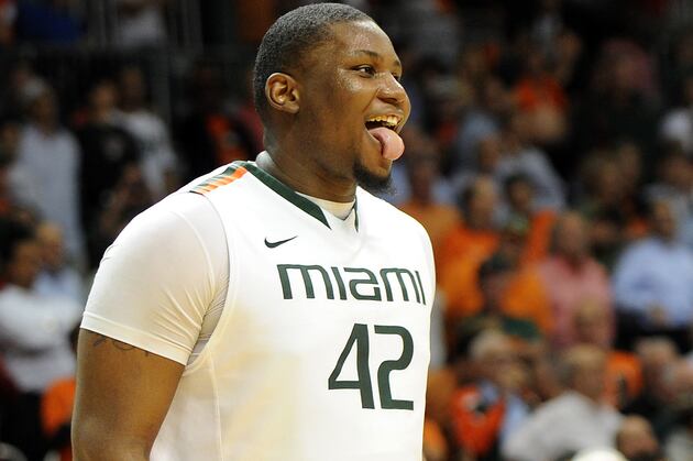 Miami Center Johnson Out 6-8 Weeks for Thumb