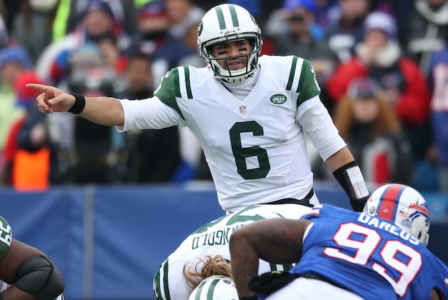 Jets' Sanchez: 'I Plan on Playing Here Forever'