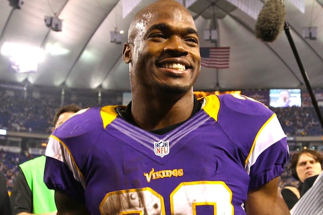 Adrian Peterson Tells Eric Dickerson I’m Coming For You And Record