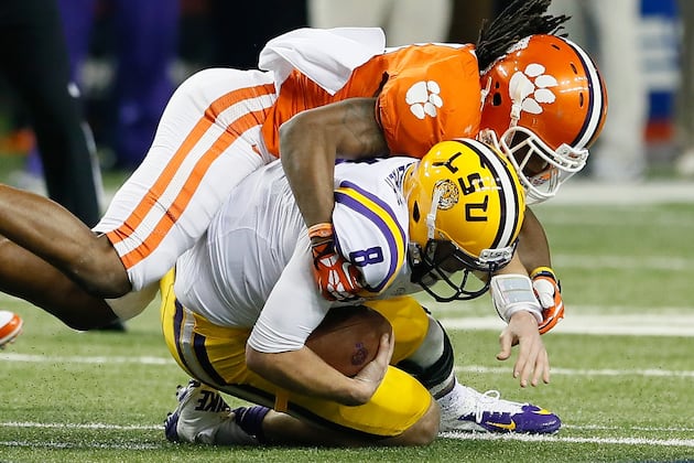 LSU Needs to Get It Fixed on Offense