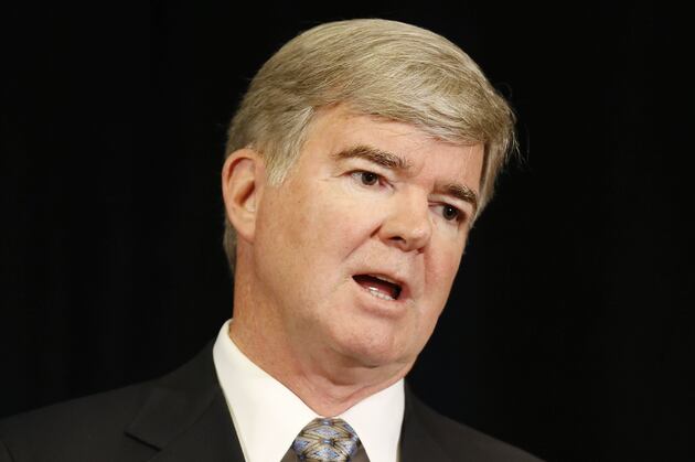 NCAA President Mark Emmert Hopes to Unveil New Stipend Plan in April