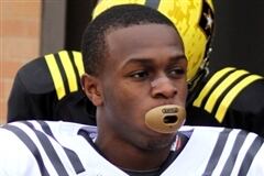 Notre Dame-Bound WR Hunter Jr. Breaks Femur