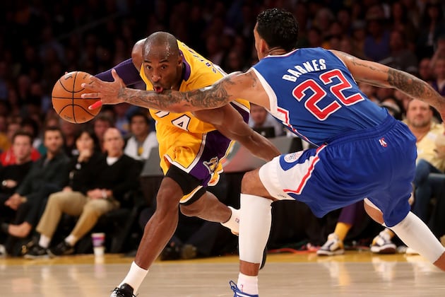 Kobe Enjoys Playing in 'Clipper Building'