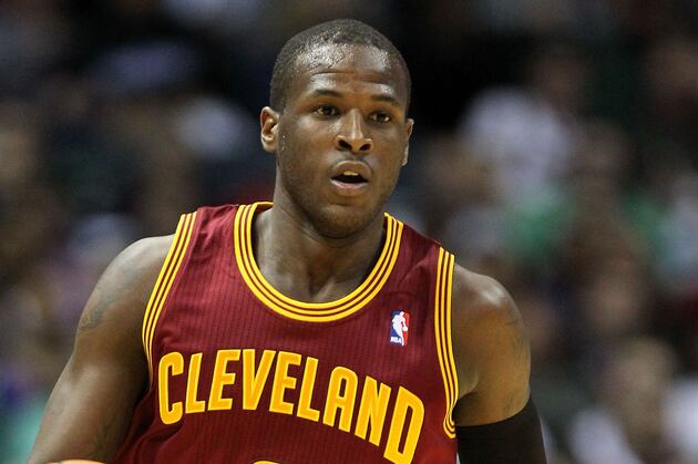 Lineup Change Matters Little, Kings Pound Cavs Inside for Rare Road Win