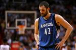 Kevin Love Leaves Game Due to Sprained Finger