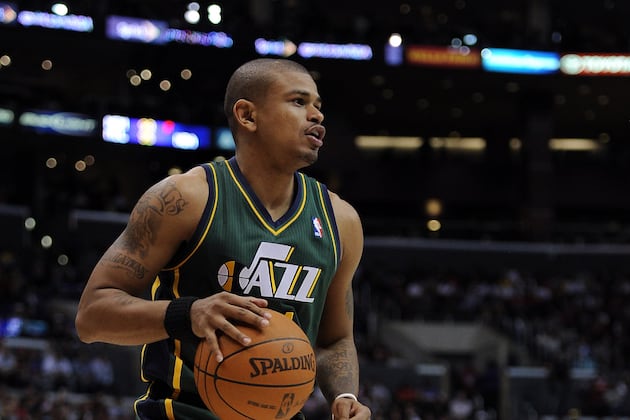 Jazz Veteran Point Guards Lead Jazz Against Suns