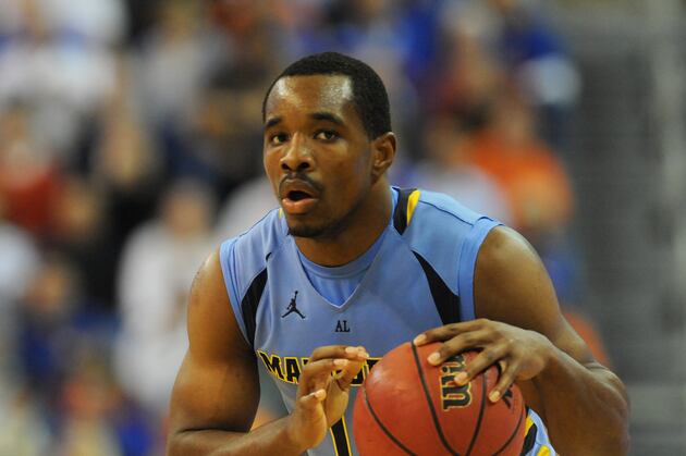 Marquette Hangs On, Tops No. 15 Georgetown