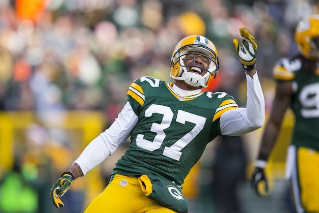 Sam Shields gets an interception to end another Minnesota drive.