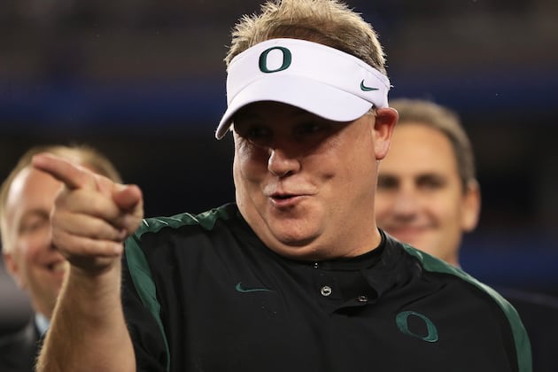 Browns Walk Away from Chip Kelly, Who Later Decides to Stay at Oregon