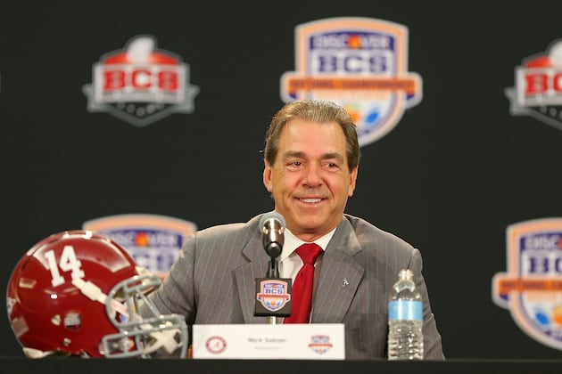 Alabama, ND Coaches Support Athletes' Stipends