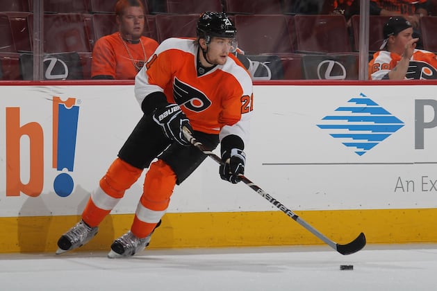 Toronto Maple Leafs Coach Randy Carlyle Won't Start van Riemsdyk at Centre