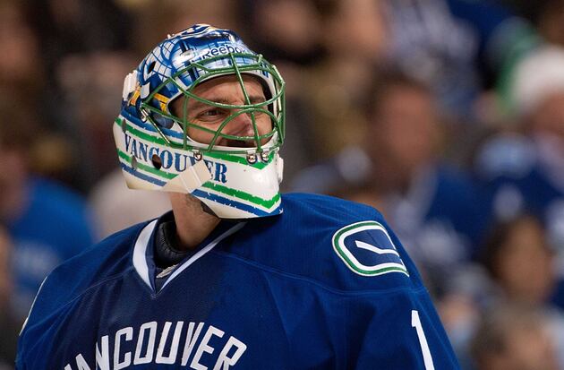 Roberto Luongo-to-Maple Leafs Gaining Momentum
