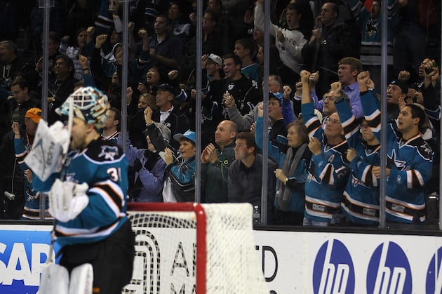 Sharks Territory: Hungry Hockey Fans and San Jose Restaurants 'Ecstatic'