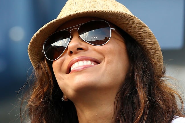 Hi-res-151464807_crop_north